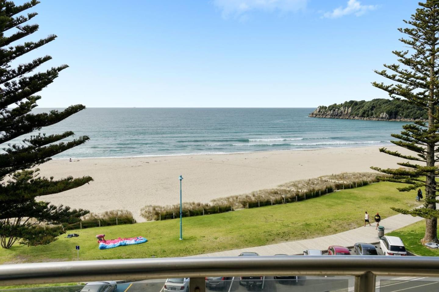 Oceanside Bliss - Absolute Beachfront - Uninterrupted Ocean Views With Pool เมาท์มองานุย ภายนอก รูปภาพ