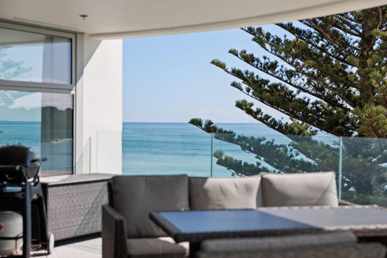 Oceanside Bliss - Absolute Beachfront - Uninterrupted Ocean Views With Pool เมาท์มองานุย ภายนอก รูปภาพ