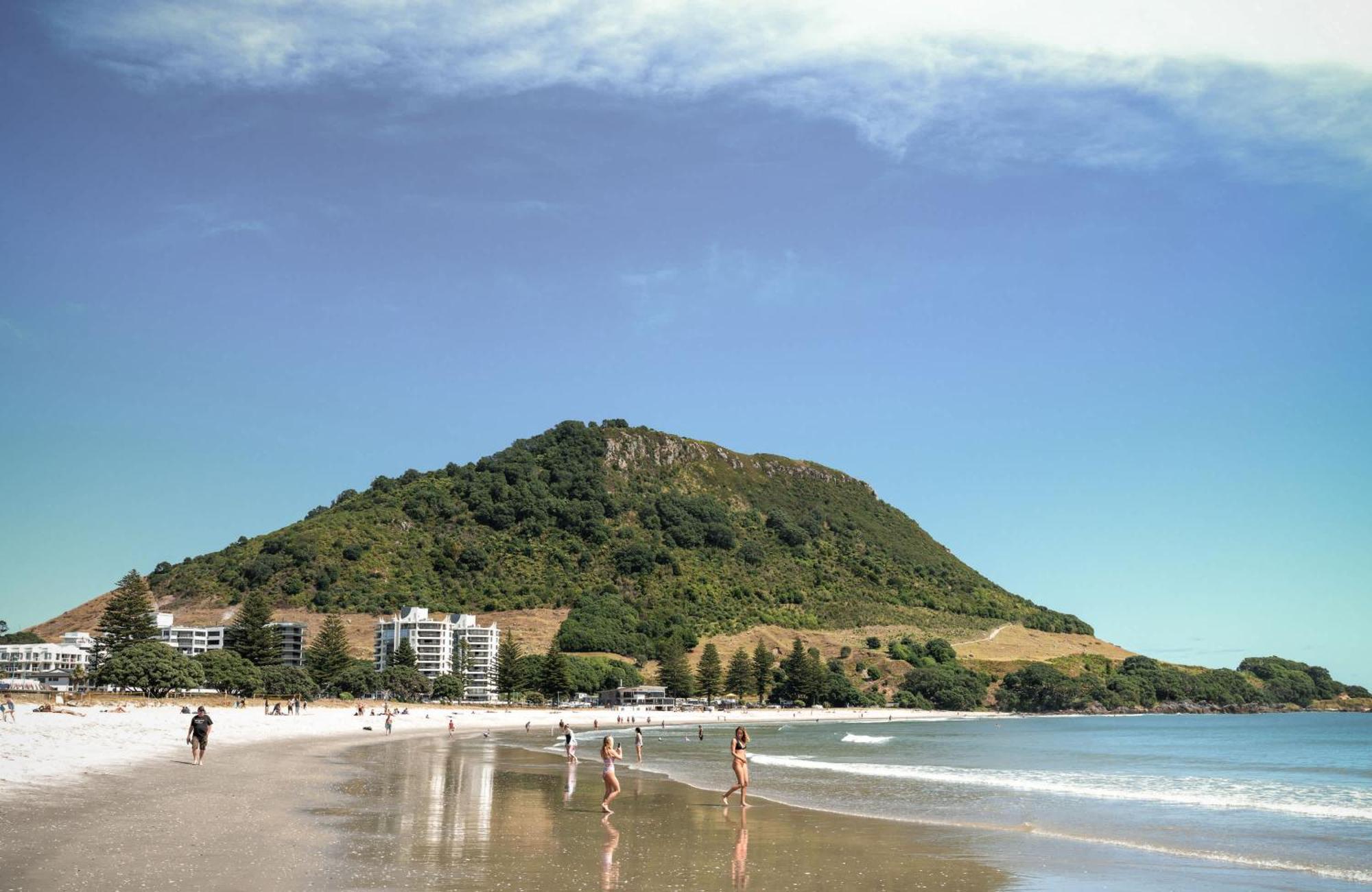 Oceanside Bliss - Absolute Beachfront - Uninterrupted Ocean Views With Pool เมาท์มองานุย ภายนอก รูปภาพ